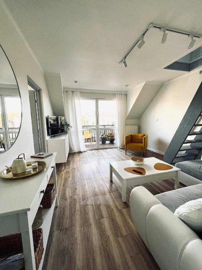 The Right Side Z Parkingiem I Ladowarka Ev Apartment Szczecin Ngoại thất bức ảnh