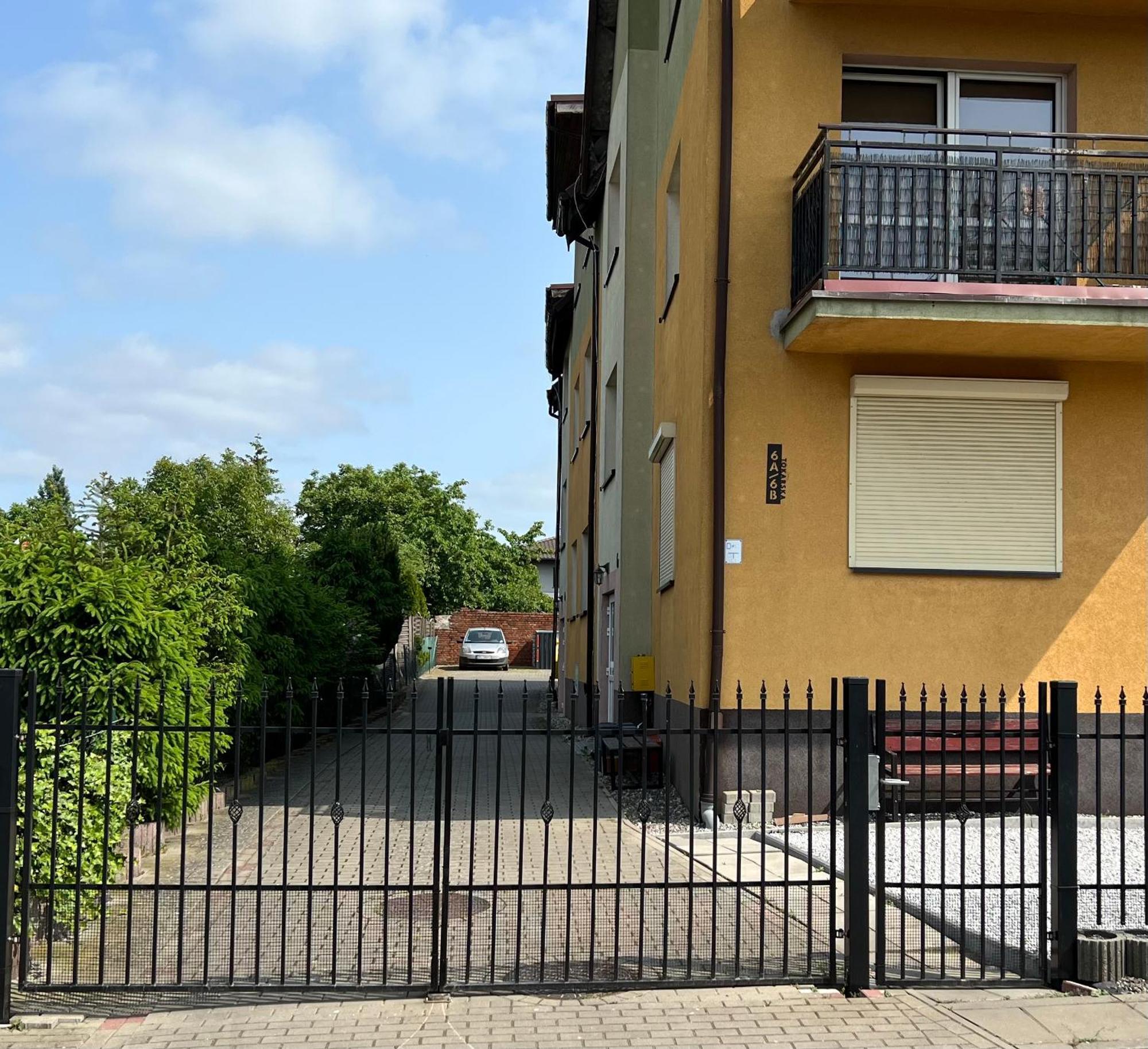 The Right Side Z Parkingiem I Ladowarka Ev Apartment Szczecin Ngoại thất bức ảnh